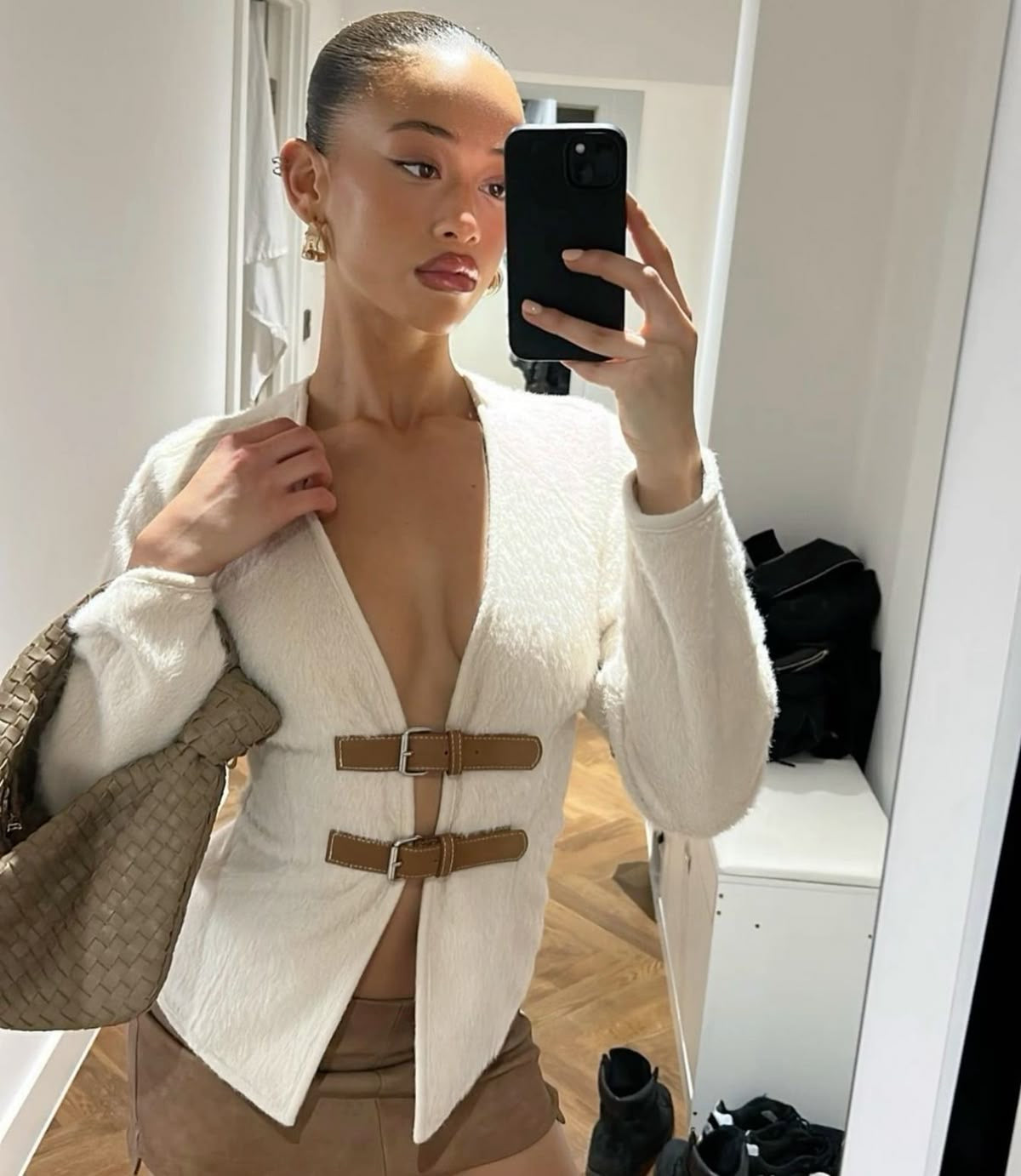 Elyana Jacke mit Gürteln