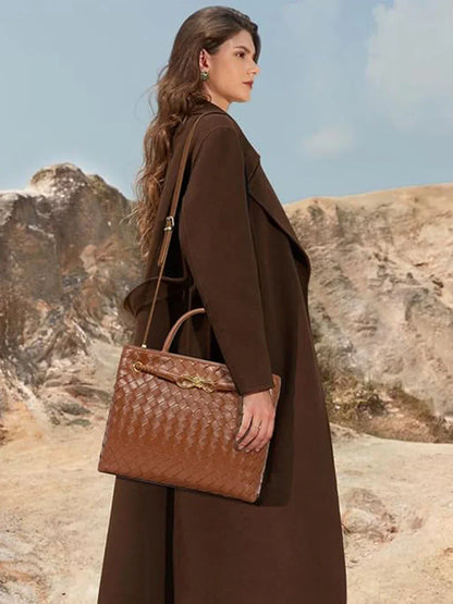 Elyana Ledertasche