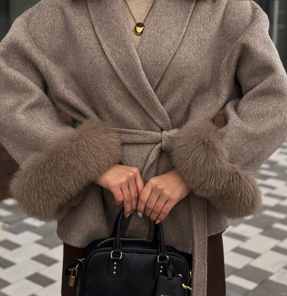 Elyana Jacke mit Fellärmeln