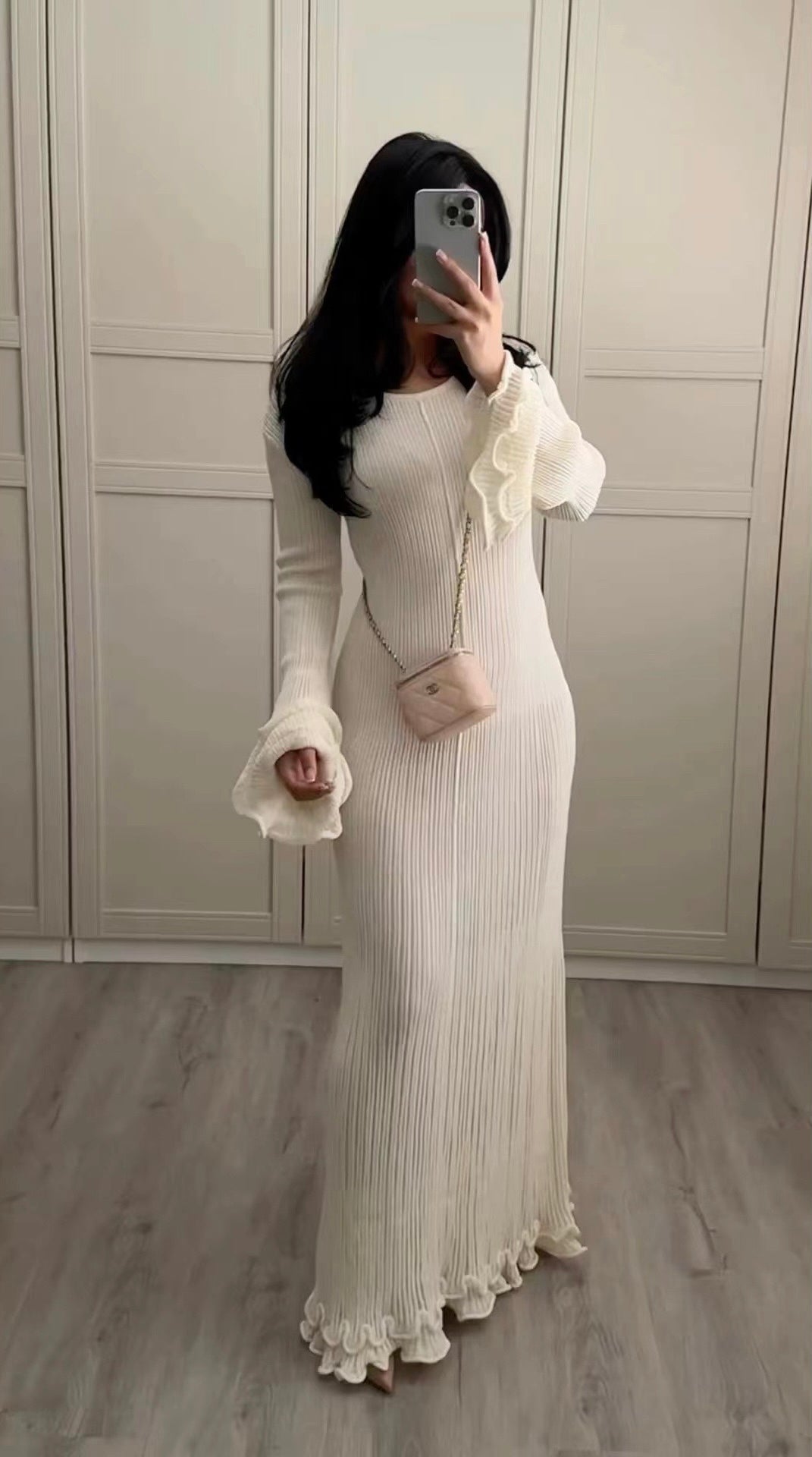 Elyana Premium Kleid mit Rüschen