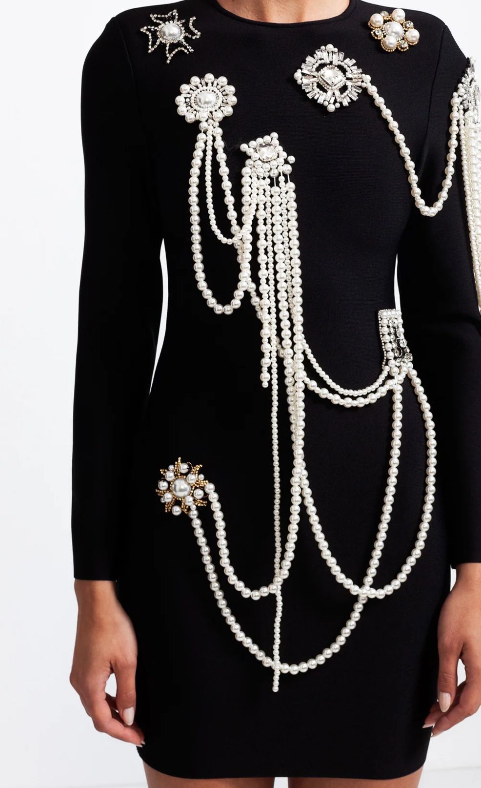 Elyana Premiumkleid mit Schmuck