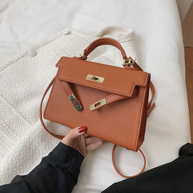 Elyana Kelly Tasche