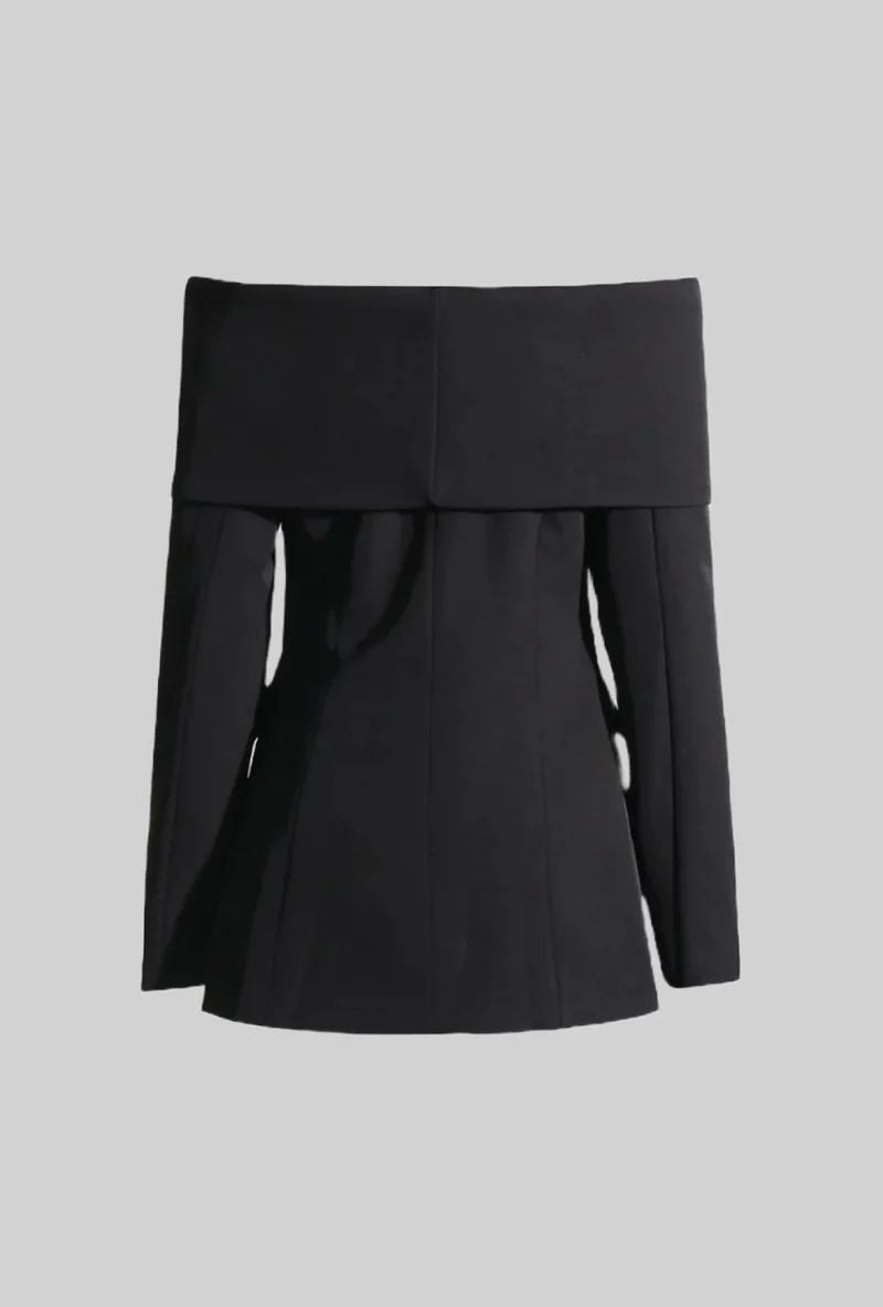 Liya Off-Shoulder Anzug